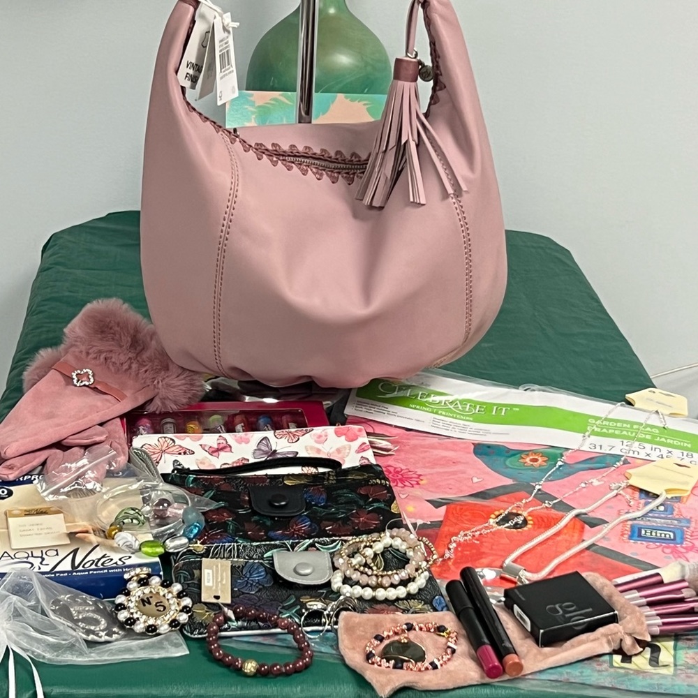 The BUNDLE BAG GIVEAWAY!